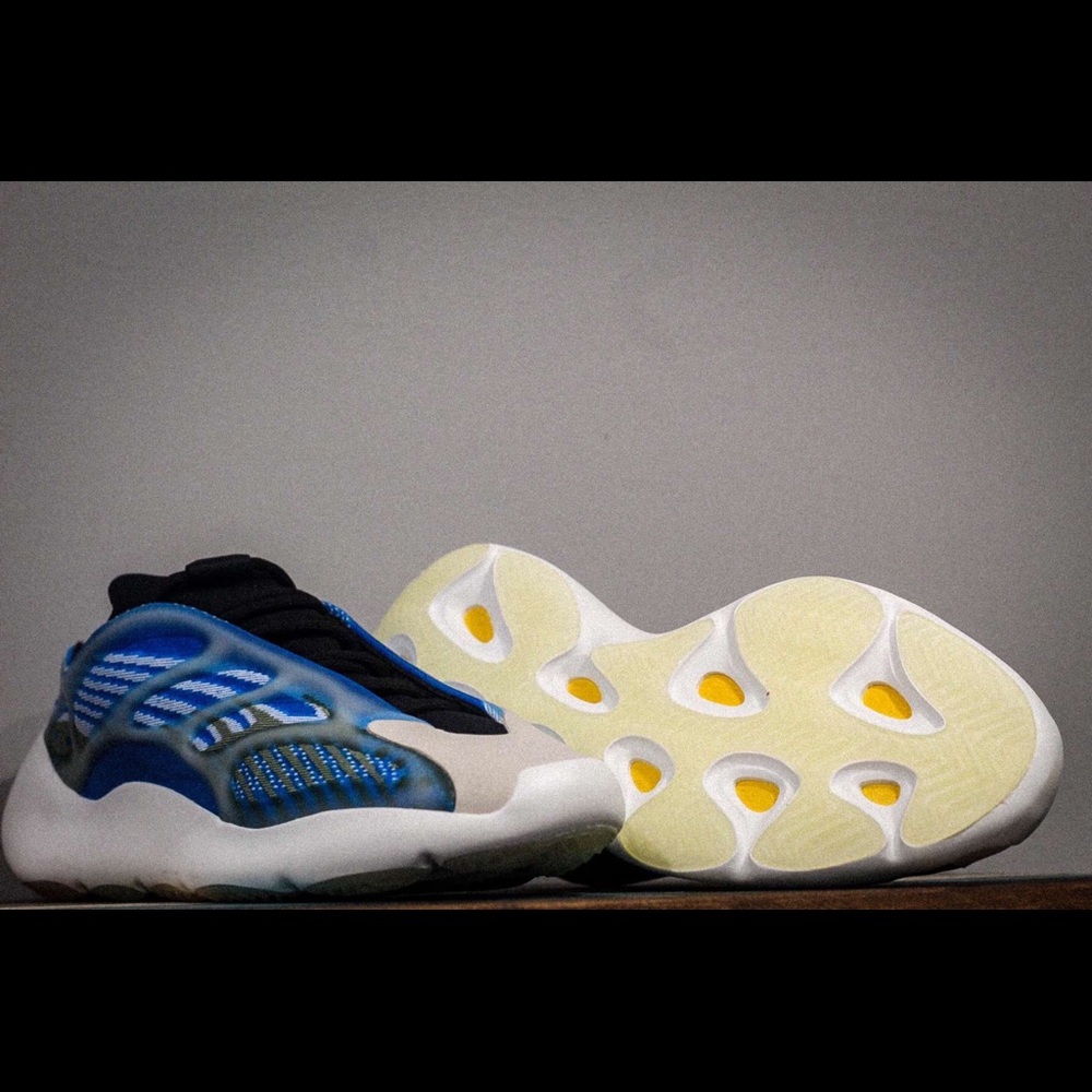 700 yeezys